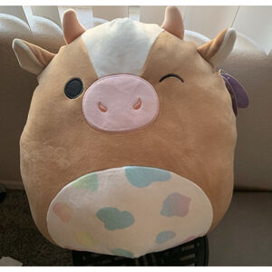 SQUISHMALLOW Griella the Rainbow belly Cow 14” NWT Limited Edition